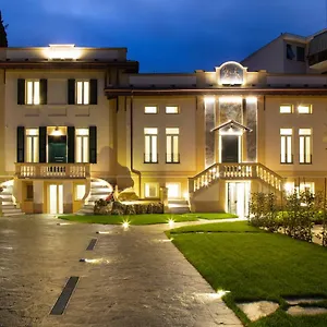 1900 3*, Santa Margherita Ligure Italie