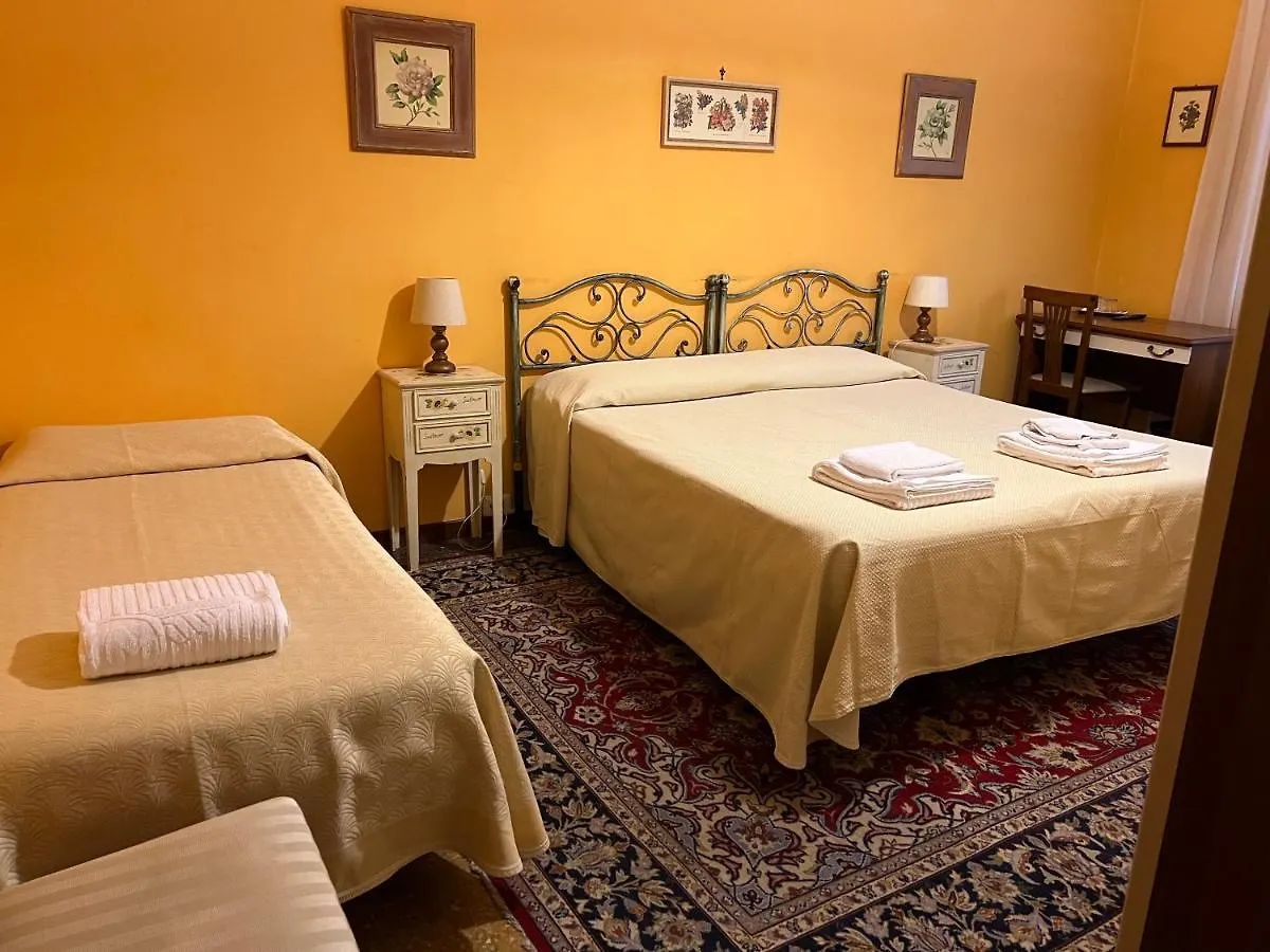 B&B San Michele A Porta Pia ローマ 3*,