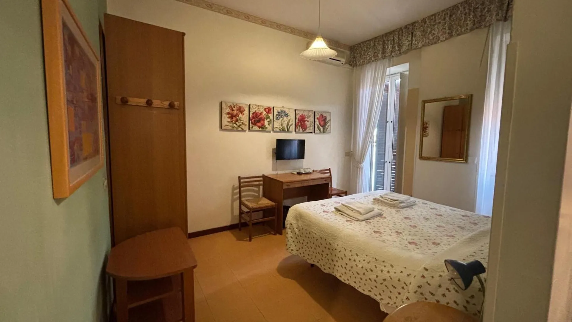 B&B San Michele A Porta Pia ローマ 3*,